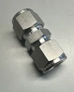 LET-LOK 1/2” UNION TUBING FITTING STAINLESS STEEL SWAGELOK REF# SS-810-6