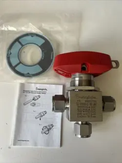 SWAGELOK SS-45X58-LL-RD-WNI BALL VALVE(DAMAGED BOX)