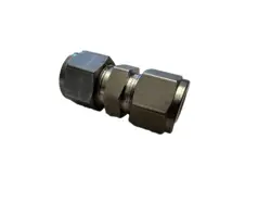 ( 18 )  SWAGELOK TUBE FITTING, UNION, 1/2 IN. TUBE OD (SS-810-6)