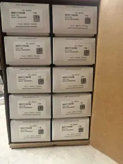 SWAGELOK SS-6DBS8  BLOWDOWN NEEDLE VALVE 10 AVAILABLE FOR VOLUME PRICES