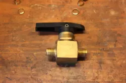 BALL VALVE 3/8IN
