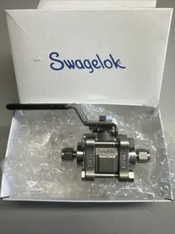 SWAGELOK SS-63TS4 3PC BALL VALVE 1/4” TUBING 2200 PSIG