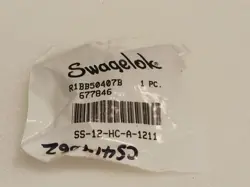 NEW SWAGELOK LOT OF (3) SS-12-HC-A-1211 HOSE FITTING