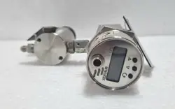 XENTAUR LPDT DEW POINT METER WITH SWAGELOK KCP PRESSURE REGULATOR