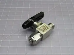 SWAGELOK SS-42GS4 BALL VALVE T251536
