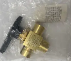 SWAGELOK B-43XF4 BRASS 1-PIECE 40 SERIES 3-WAY BALL VALVE SWAGELOK