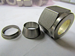 ✌️NEW SWAGELOK STAINLESS NUT SET 1/2