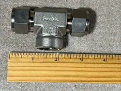 SWAGELOK STAINLESS STEEL BRANCH TEE 5/8