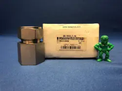 SWAGELOK SS-1610-7-16 TUBE FITTING FEMALE CONNECTOR 1” TUBE OD X 1” FEMALE NPT