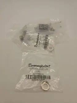 LOT OF 12 SWAGELOK SS-4-VCR-2-ZC-VS SS FACE SEAL FITTING, 1/4