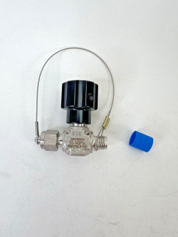 SWAGELOK SS-14DPS4 SS INTEGRAL BONNET NONROTATING STEM VALVE