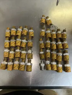 LOT OF 132 PARKER HEX REDUCING NIPPLES 6-2 MHN-SS ( SWAGELOK REF SS-6-HRN-2 )