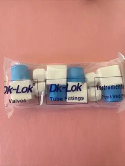 DK-LOK TEFLON 600-2-8 LIKE SWAGELOK QTY 4 PCS