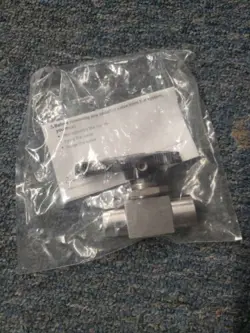 SWAGELOK SS-43GF4 40G BALL VALVE, 1/4