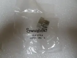 SWAGELOK SS-8-VCR-4 1/2