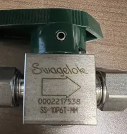 PLUG VALVE SS-10P6T-MM