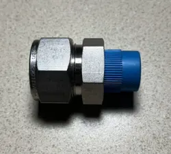 SWAGELOK SS-1210-1-6, STAINLESS STEEL CONNECTOR, 3/4