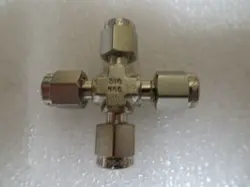 SWAGELOK SS-200-4, 1/8