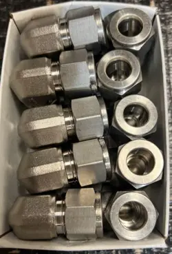 TUBE FITTING. BOX