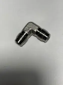 1/4 IN 316 SS SWAGELOK VCR FACE SEAL FITTING, UNION ELBOW (SS-4-VCR-9)