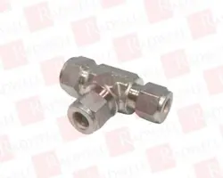 SWAGELOK SS-1210-3-8-8 / SS1210388 (NEW NO BOX)