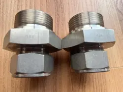 SWAGELOK 316 STAINLESS STEEL 1