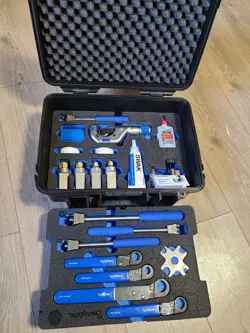 SWAGELOK TUBE FITTER'S TOOLBOX