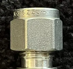 1/4 TUBE FITTING