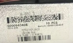 9-BRASS SWAGELOK TUBE FITTING, UNION TEE, 3/8 IN. TUBE OD, B-600-3