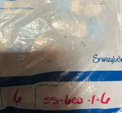 SWAGELOK SS-600-1-6 MALE CONNECTOR 3/8 TUBE X 3/8 MALE PIPE LOT OF 6