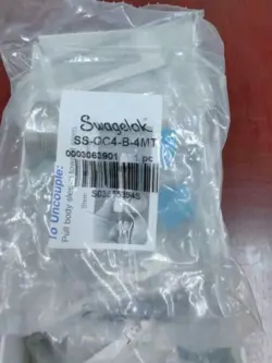 1PC SWAGELOK SS-QC4-B-4MT