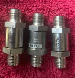 3 USED SWAGELOK NUPRO SS-4C-10 CHECK VALVES. 1/4