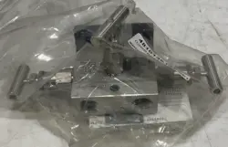 SWAGELOK SS-V3NBF8-FL-G HIGH PRESSURE MANIFOLD VALVE 373