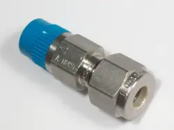 1 - SWAGELOK STAINLESS STEEL CHECK VALVE, 1/4