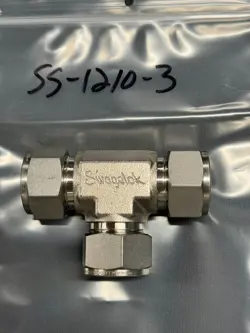 SWAGELOK SS-1210-3, 3/4