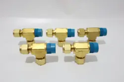 5- SWAGELOK BRASS MALE RUN TEE FITTING,  3/8