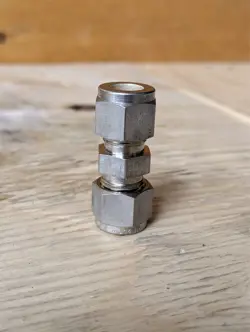 SS-600-6 SWAGELOK STAINLESS STEEL FITTING
