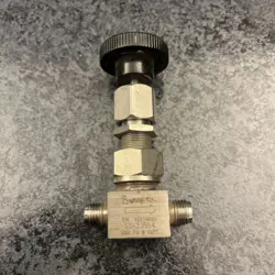 SWAGELOK STAINLESS STEEL LOW FLOW METERING VALVE SS-31RF4 5000 PSI @ 100F