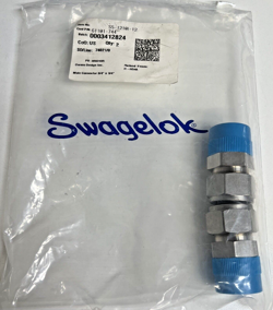 2X SWAGELOK STAINLESS STEEL CONNECTOR, 3/4