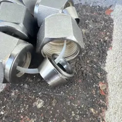 TUBE NUT
