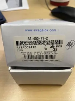 QTY 6 NEW SWAGELOK SS-400-71-2 SS TUBE FITTING, BULKHEAD FEMALE CONN 1/4 IN. TUB