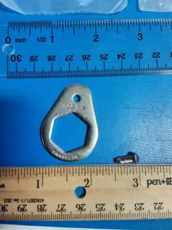 BULKHEAD RETAINER