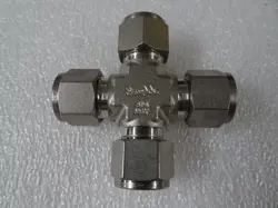 SWAGELOK SS-810-4-UNION CROSS FITTING 1/2