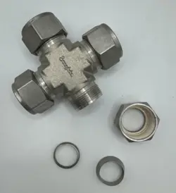 SWAGELOK 1”