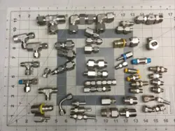 ASSORTED LOT OF 51 PNUEMATIC FITTINGS, SWAGELOK ETC.. -  (LXC10W)