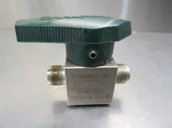 SWAGELOK SS-6P6T VALVE