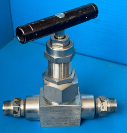 SWAGELOK, STAINLESS STEEL SEVERE SERVICE UNION BONNET NEEDLE VALVE, 1/2 IN. FNPT