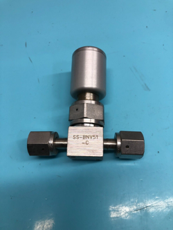 SHUTOFF VALVE
