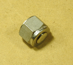 PLUG STAINLESS