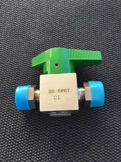 C1